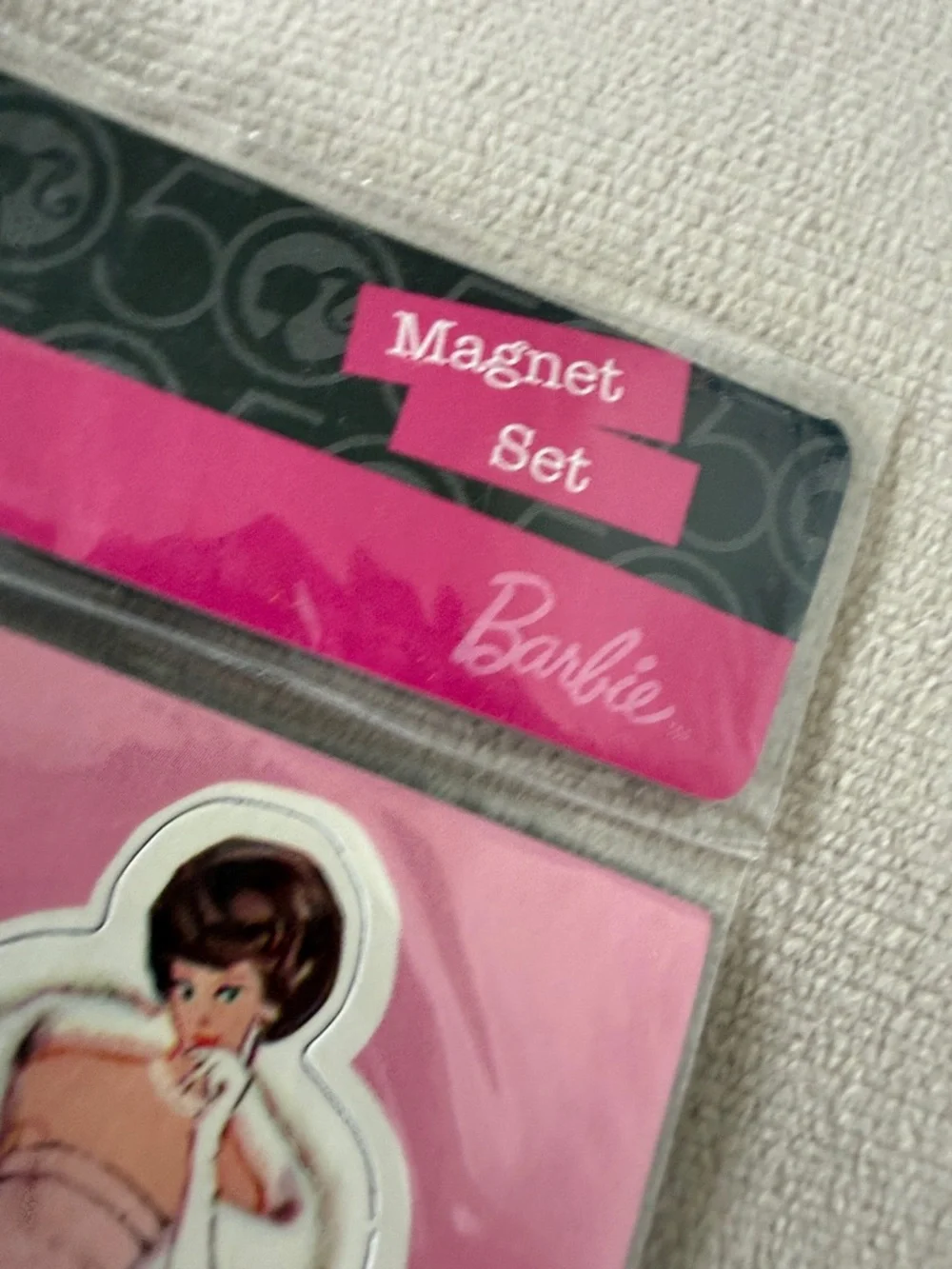 Barbie Fashion Magnet Set